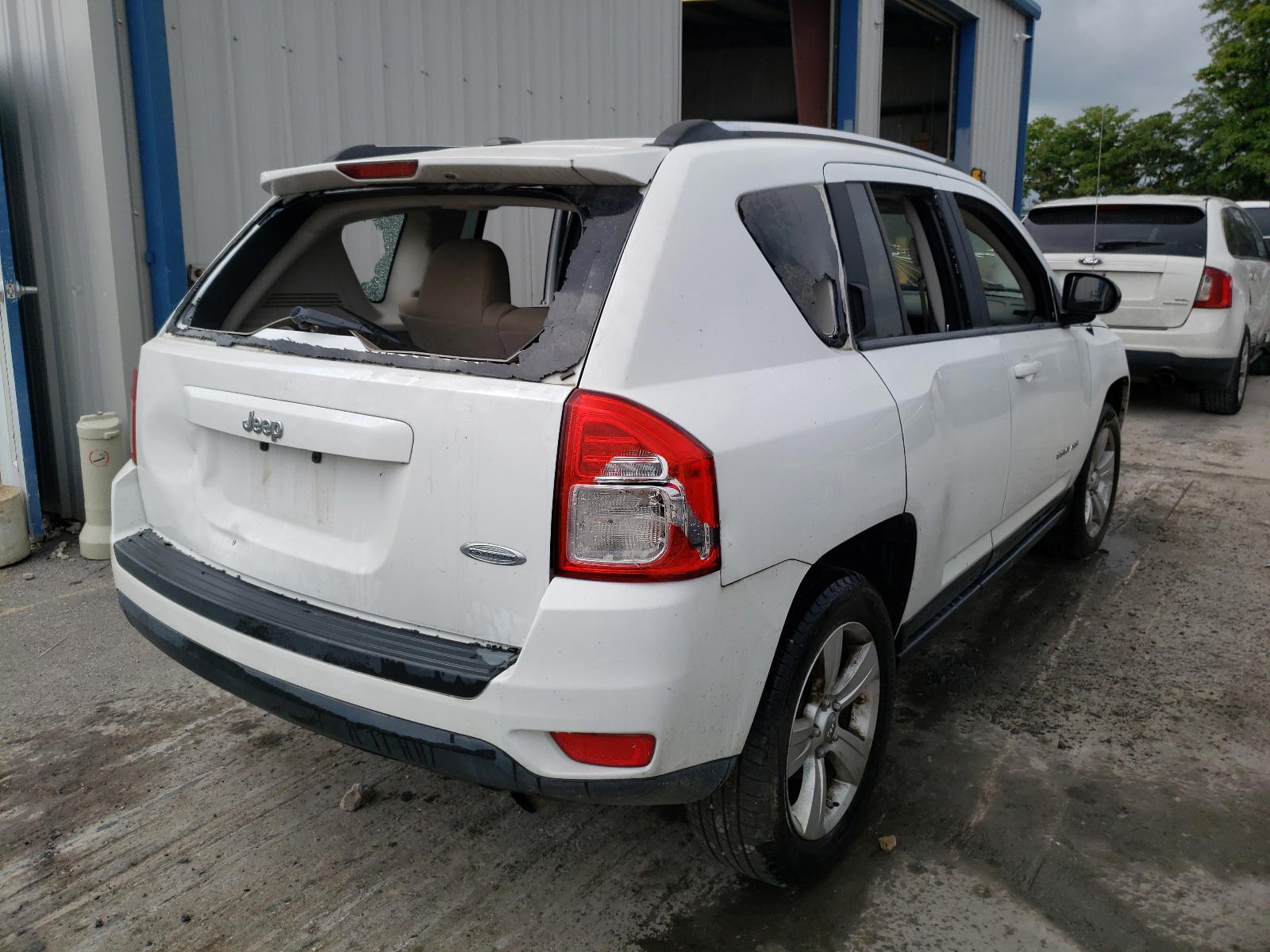Photo 4 from auction – 2011 JEEP COMPASS SP with VIN 1J4NT1FA9BD178658