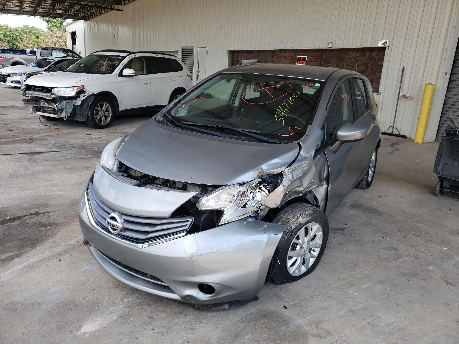 Photo 2 from auction – 2015 NISSAN VERSA NOTE with VIN 3N1CE2CP1FL423039