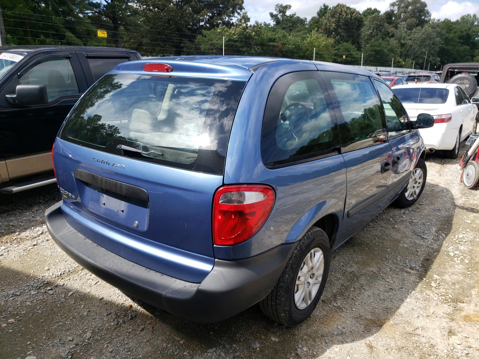 Photo 4 from auction – 2007 DODGE CARAVAN SE with VIN 1D4GP25E67B141196