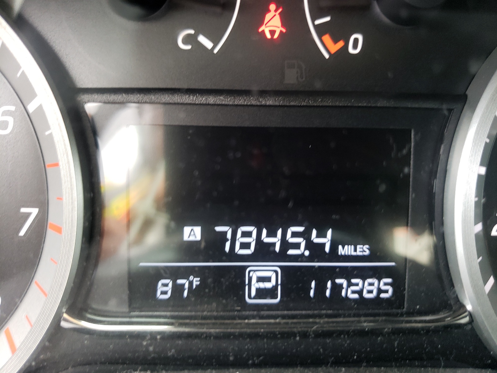 Photo 8 from auction – 2015 NISSAN SENTRA S with VIN 3N1AB7AP9FL651175