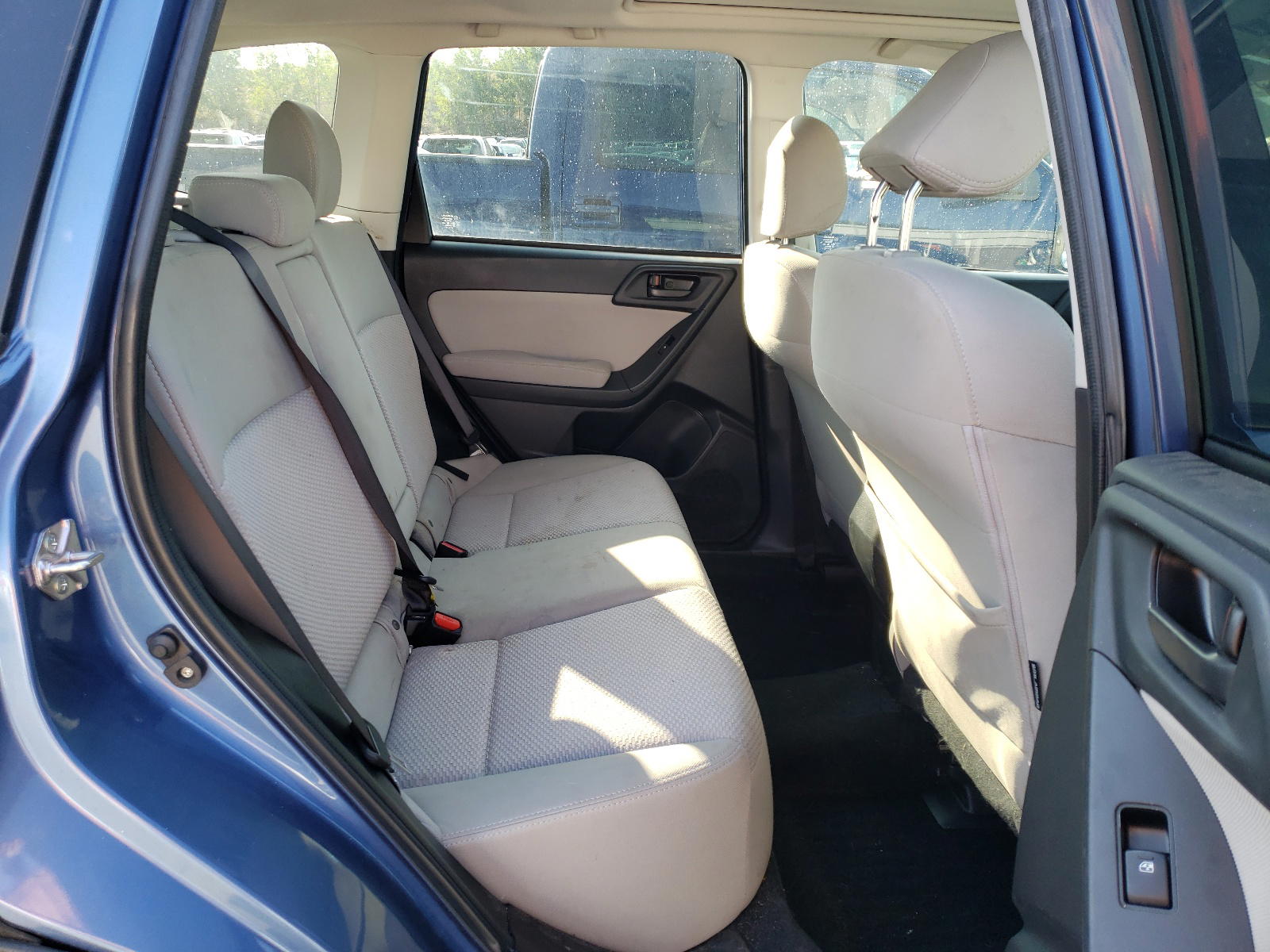 Photo 6 from auction – 2015 SUBARU FORESTER 2 with VIN JF2SJADCXFH568994