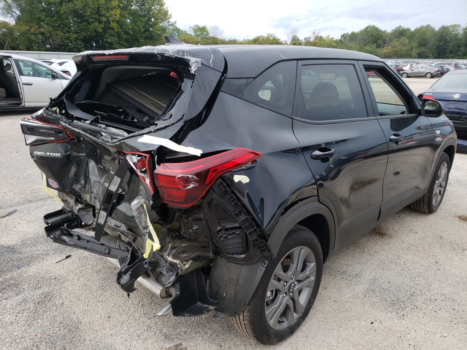 Photo 4 from auction – 2021 KIA SELTOS LX with VIN KNDEPCAA2M7158976