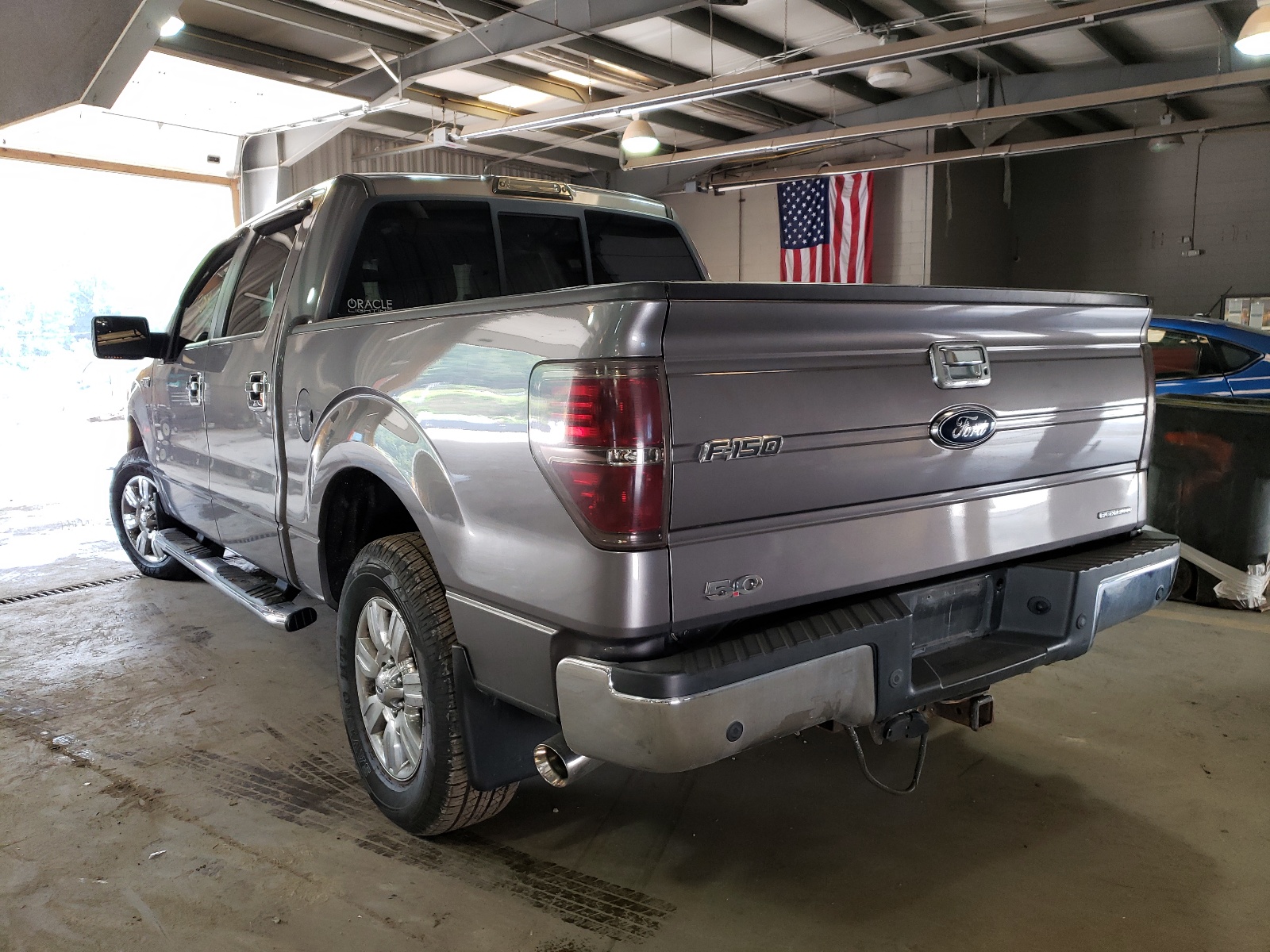 Photo 3 from auction – 2011 FORD F150 SUPER with VIN 1FTFW1EFXBFD05355