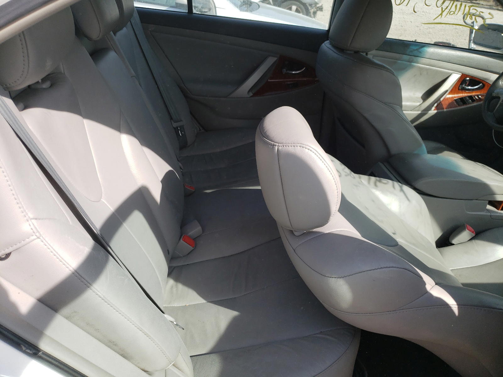 Photo 6 from auction – 2011 TOYOTA CAMRY BASE with VIN 4T4BF3EK2BR126912
