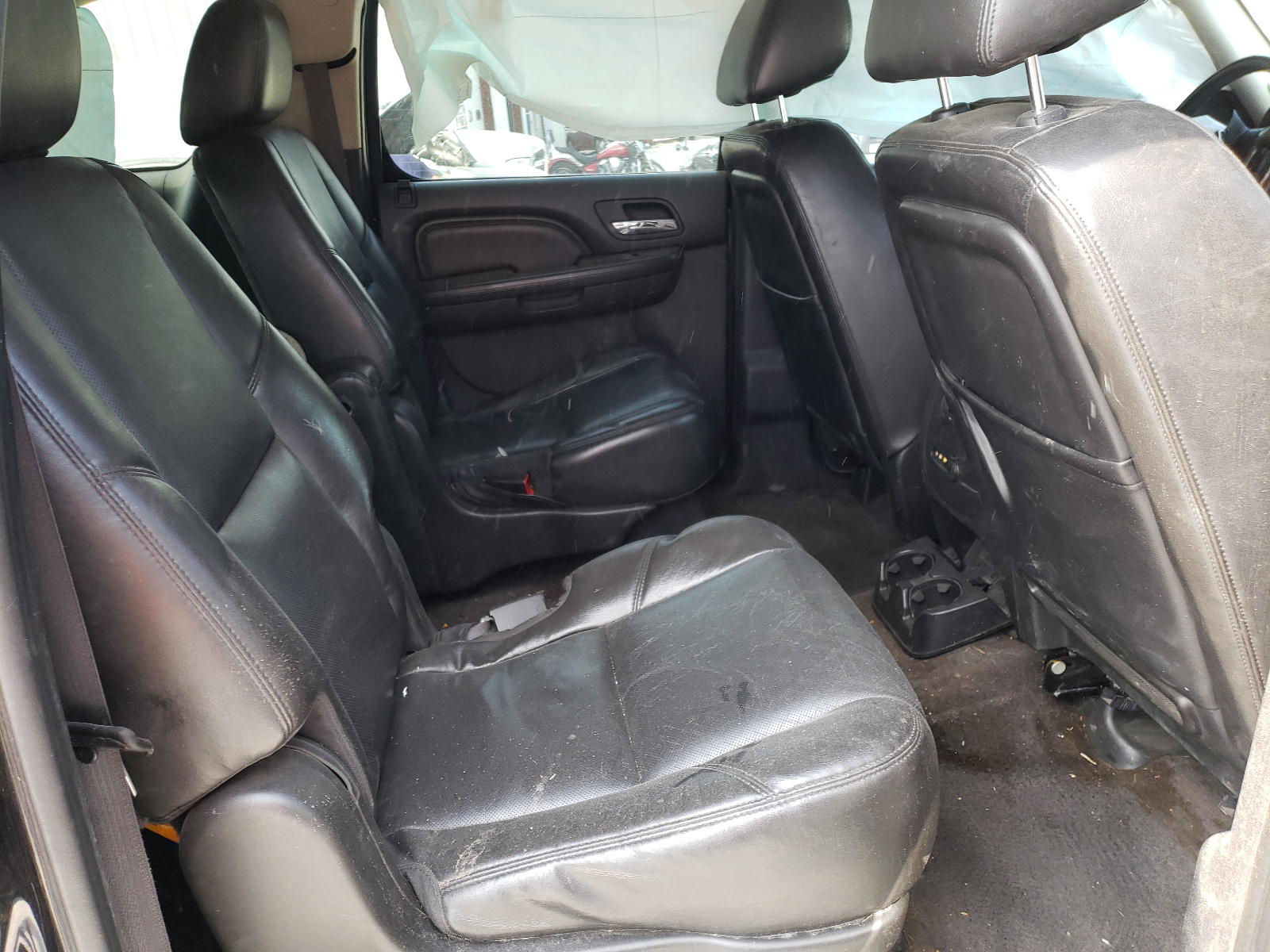 Photo 6 from auction – 2011 GMC YUKON XL D with VIN 1GKS2MEF2BR179331