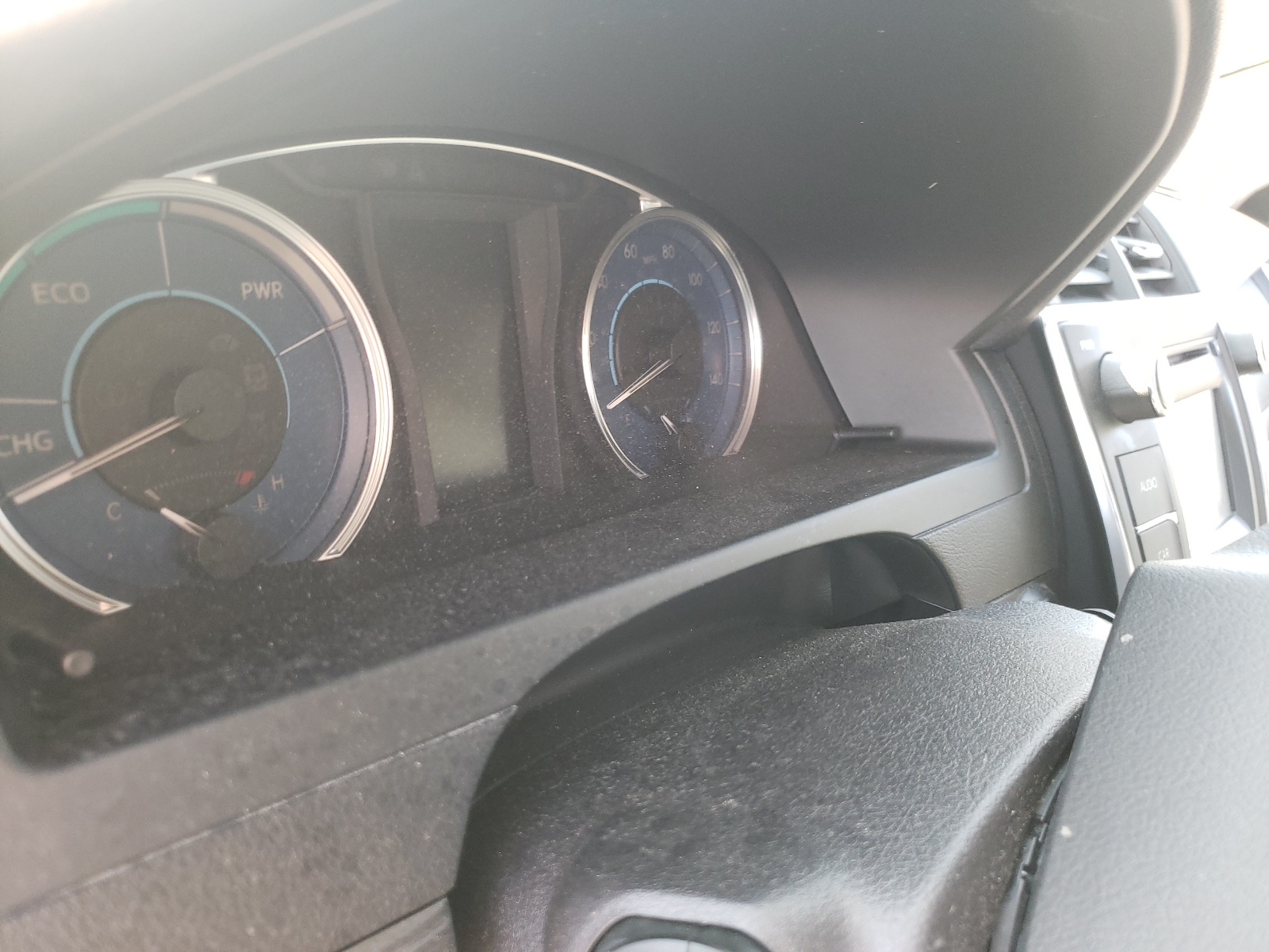 Photo 8 from auction – 2016 TOYOTA CAMRY HYBR with VIN 4T1BD1FK9GU179357