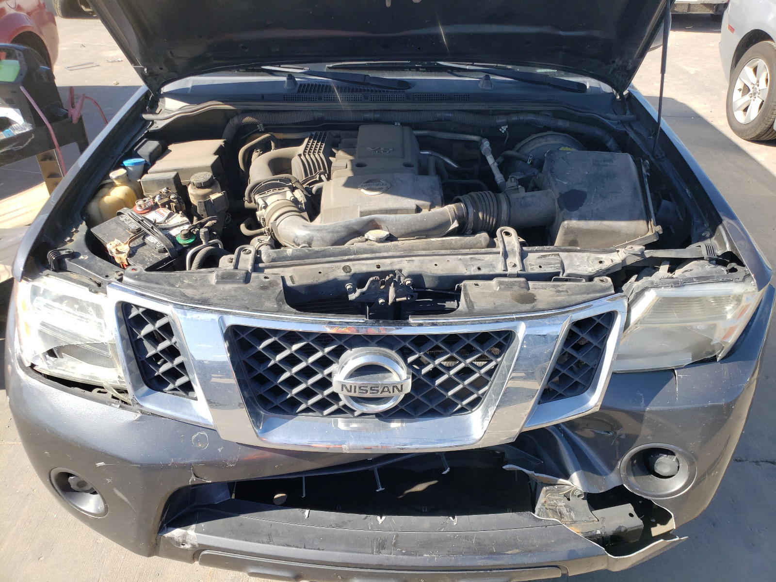 Photo 7 from auction – 2012 NISSAN PATHFINDER with VIN 5N1AR1NN2CC622988