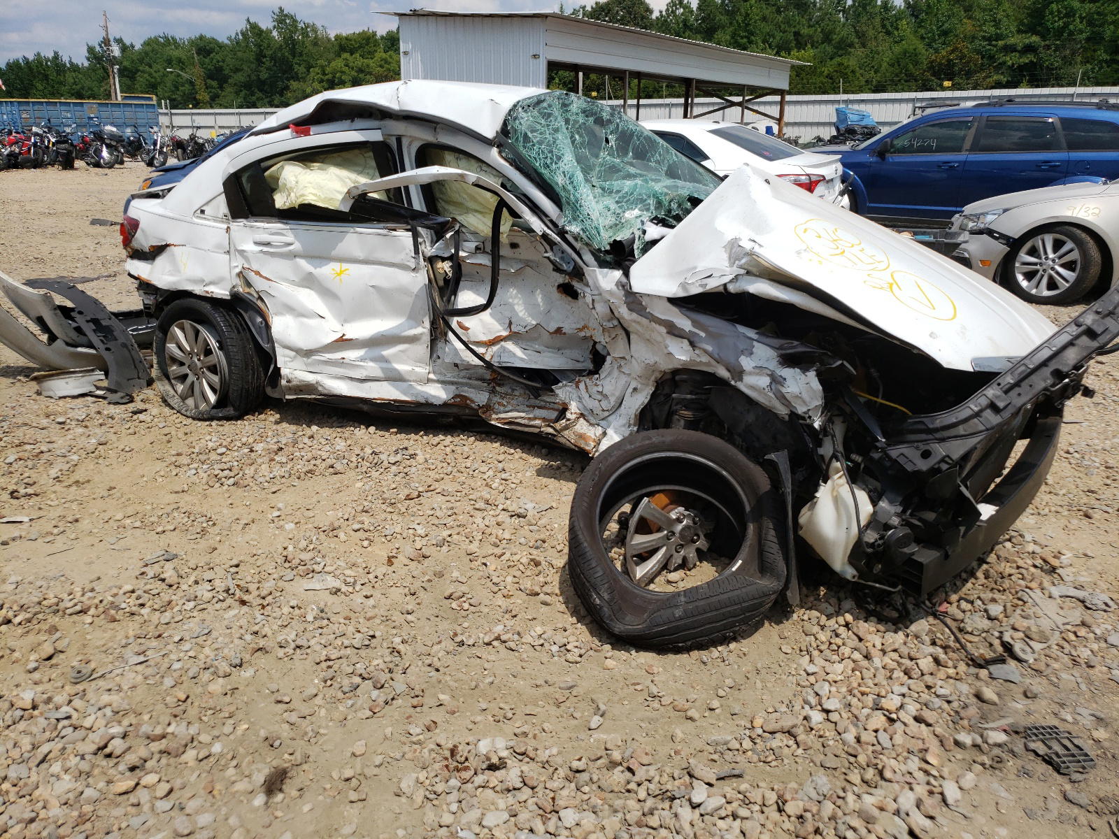 Photo 9 from auction – 2013 CHRYSLER 200 TOURIN with VIN 1C3CCBBG8DN635359