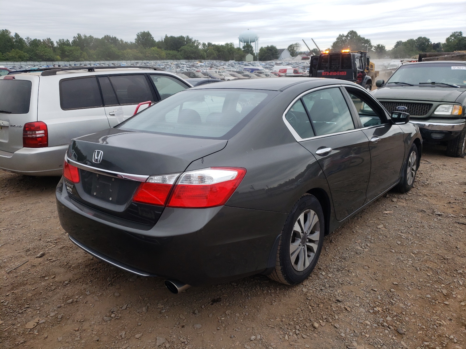 Photo 4 from auction – 2014 HONDA ACCORD LX with VIN 1HGCR2F35EA067972