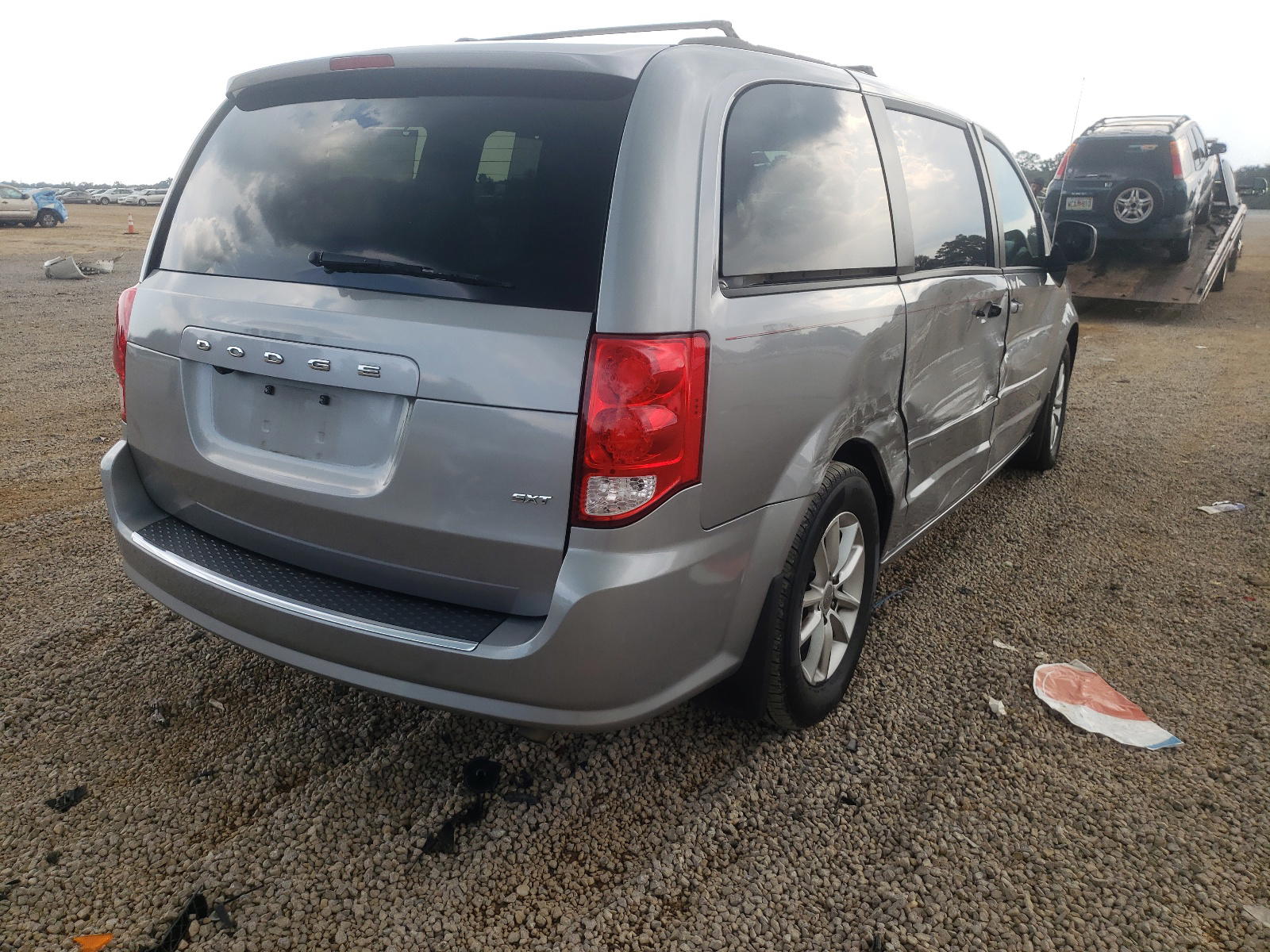 Photo 4 from auction – 2016 DODGE GRAND CARA with VIN 2C4RDGCG3GR220424