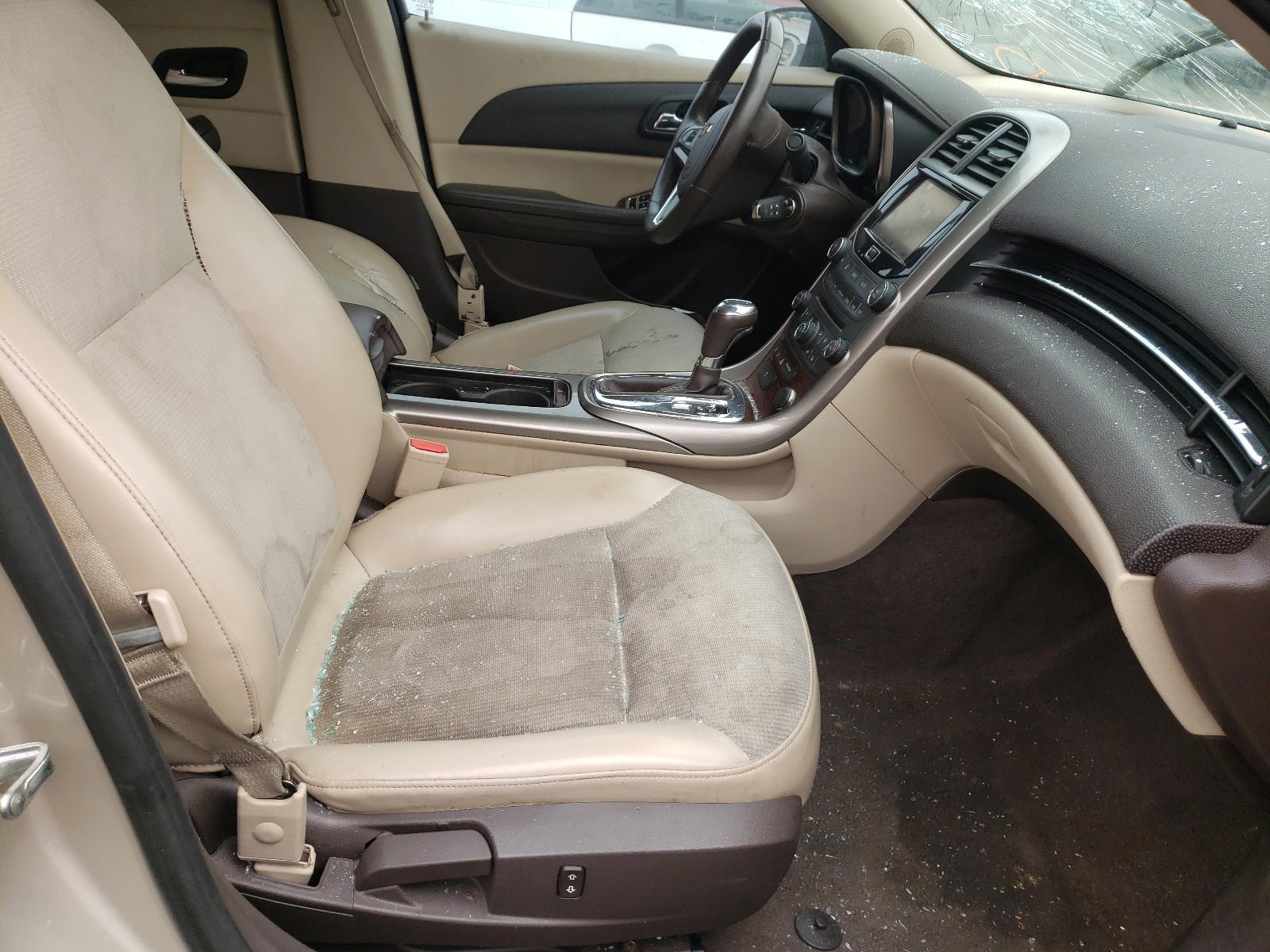 Photo 5 from auction – 2013 CHEVROLET MALIBU 2LT with VIN 1G11E5SA7DF266751