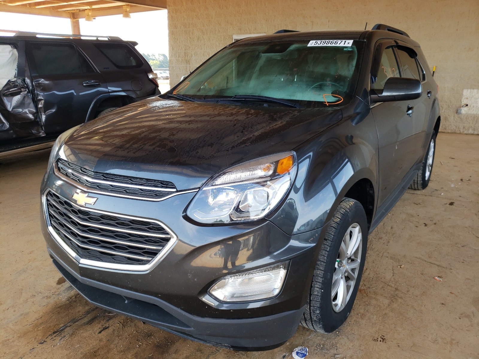 Photo 2 from auction – 2017 CHEVROLET EQUINOX LT with VIN 2GNALCEK7H1537771