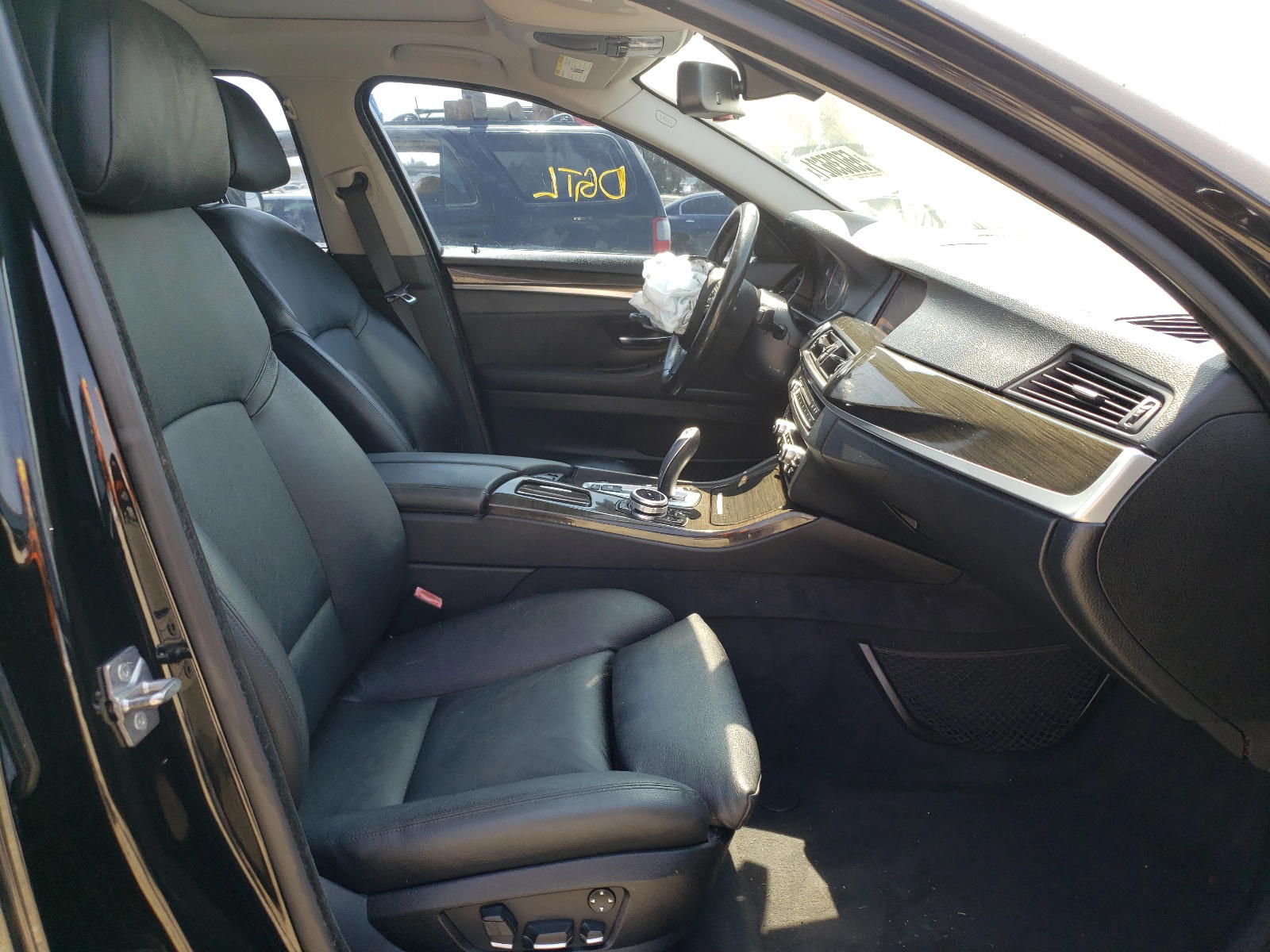 Photo 5 from auction – 2011 BMW 550 I with VIN WBAFR9C58BC618161