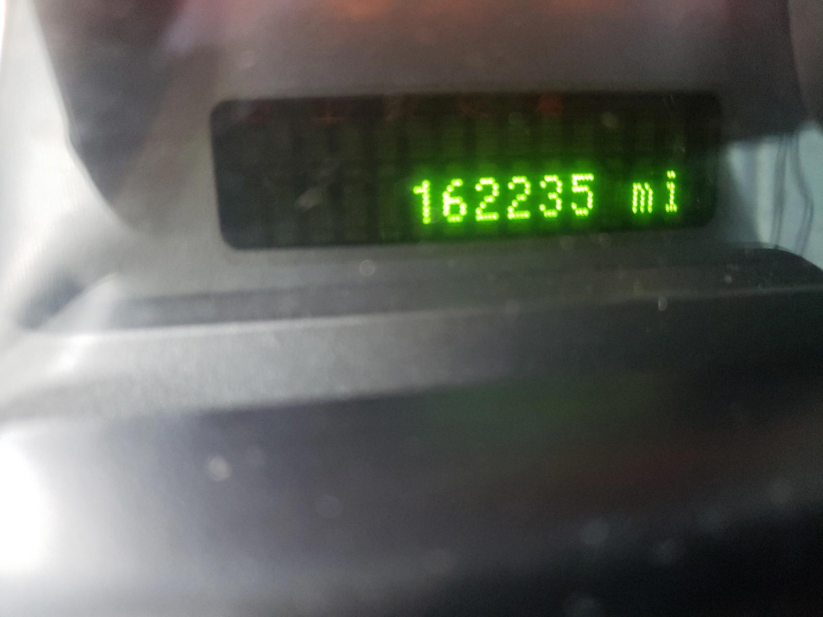 Photo 8 from auction – 2010 FORD EDGE LIMIT with VIN 2FMDK3KC4ABA69712