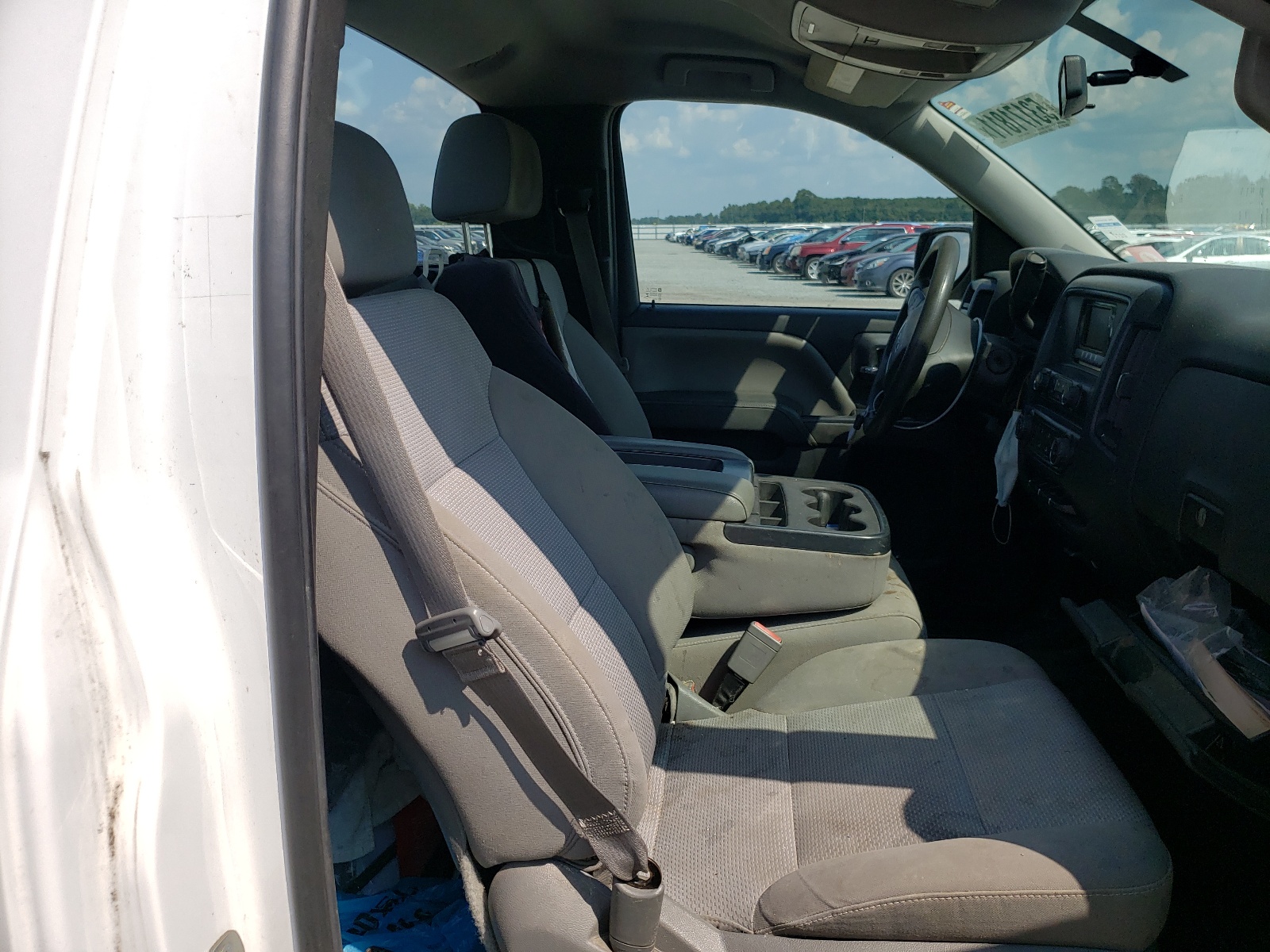 Photo 6 from auction – 2015 GMC SIERRA C15 with VIN 1GTN1TEC0FZ902269