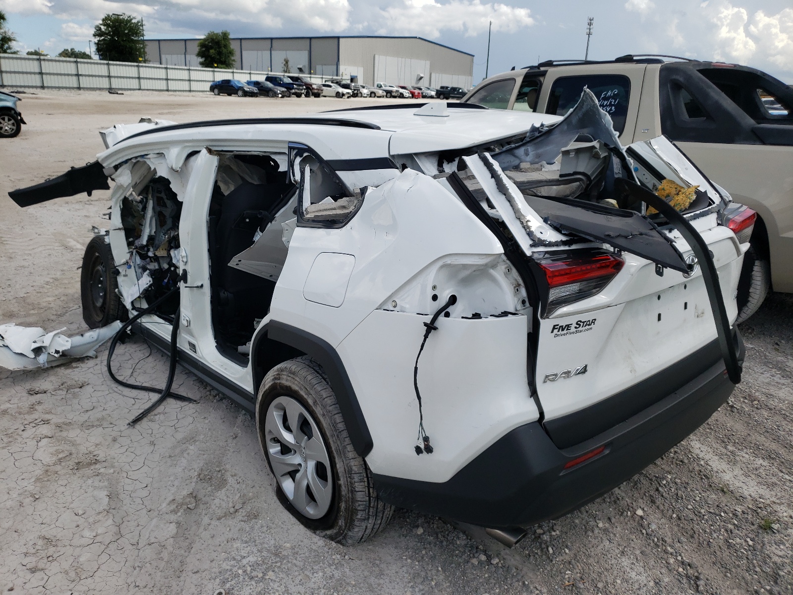 Photo 3 from auction – 2020 TOYOTA RAV4 LE with VIN 2T3H1RFV7LC078445