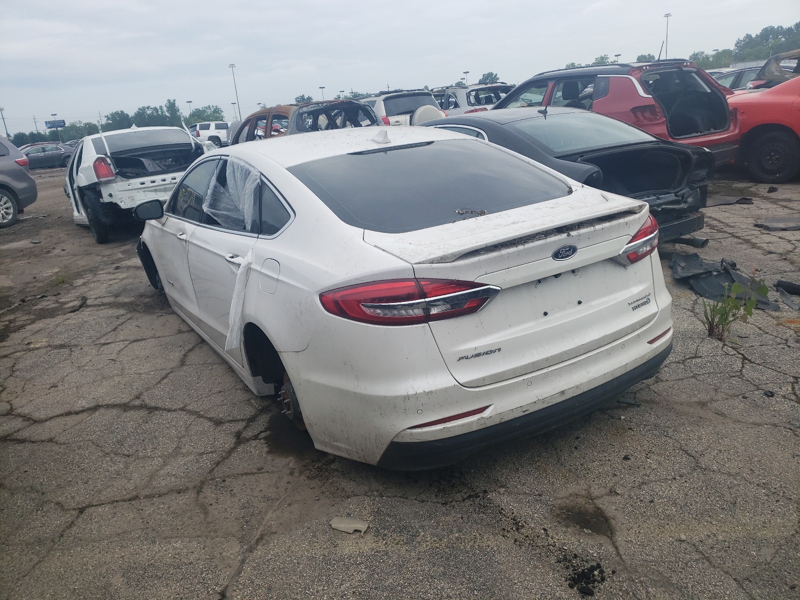 Photo 3 from auction – 2019 FORD FUSION TIT with VIN 3FA6P0RU0KR273640