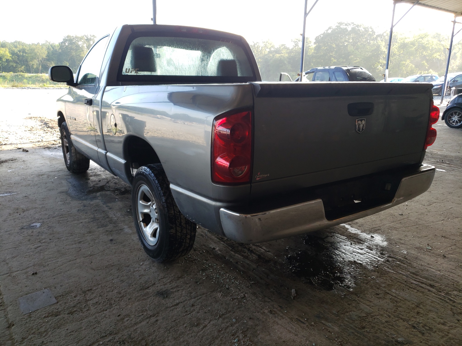 Photo 3 from auction – 2007 DODGE RAM 1500 S with VIN 1D7HA16K17J625385