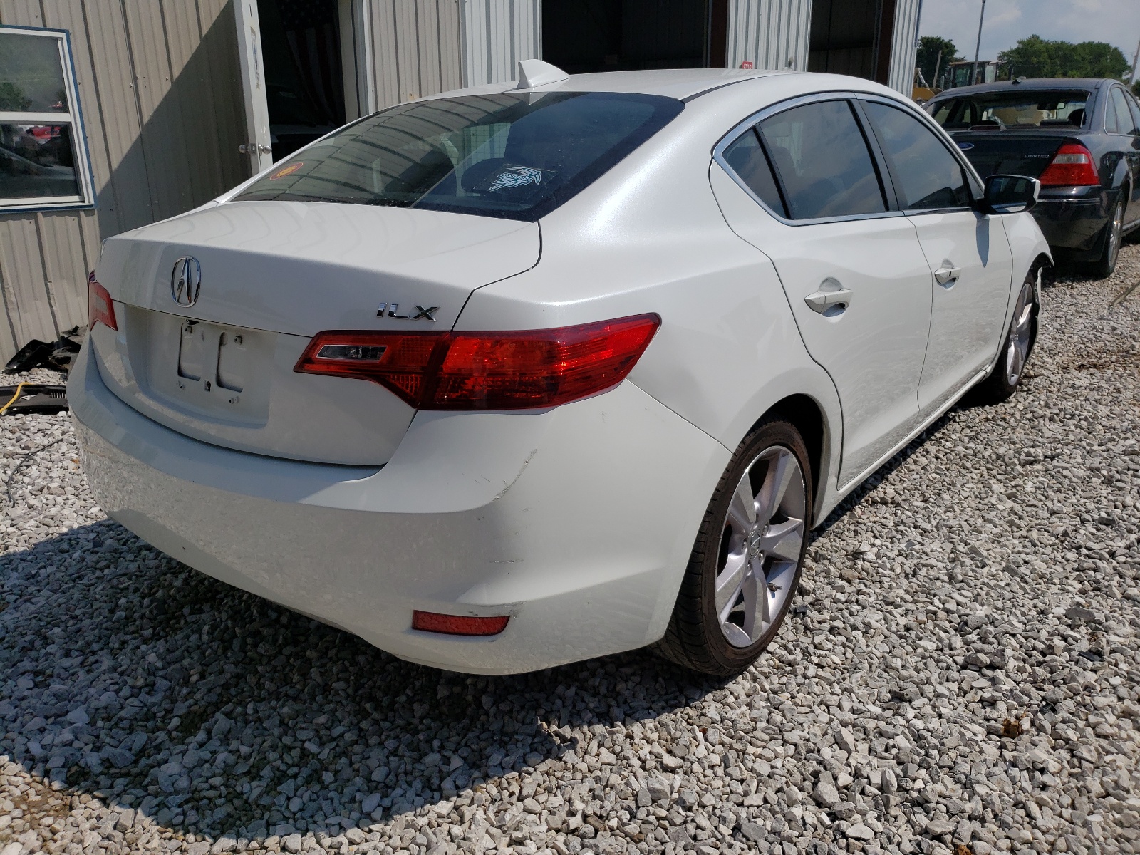 Photo 4 from auction – 2014 ACURA ILX 20 with VIN 19VDE1F32EE003094