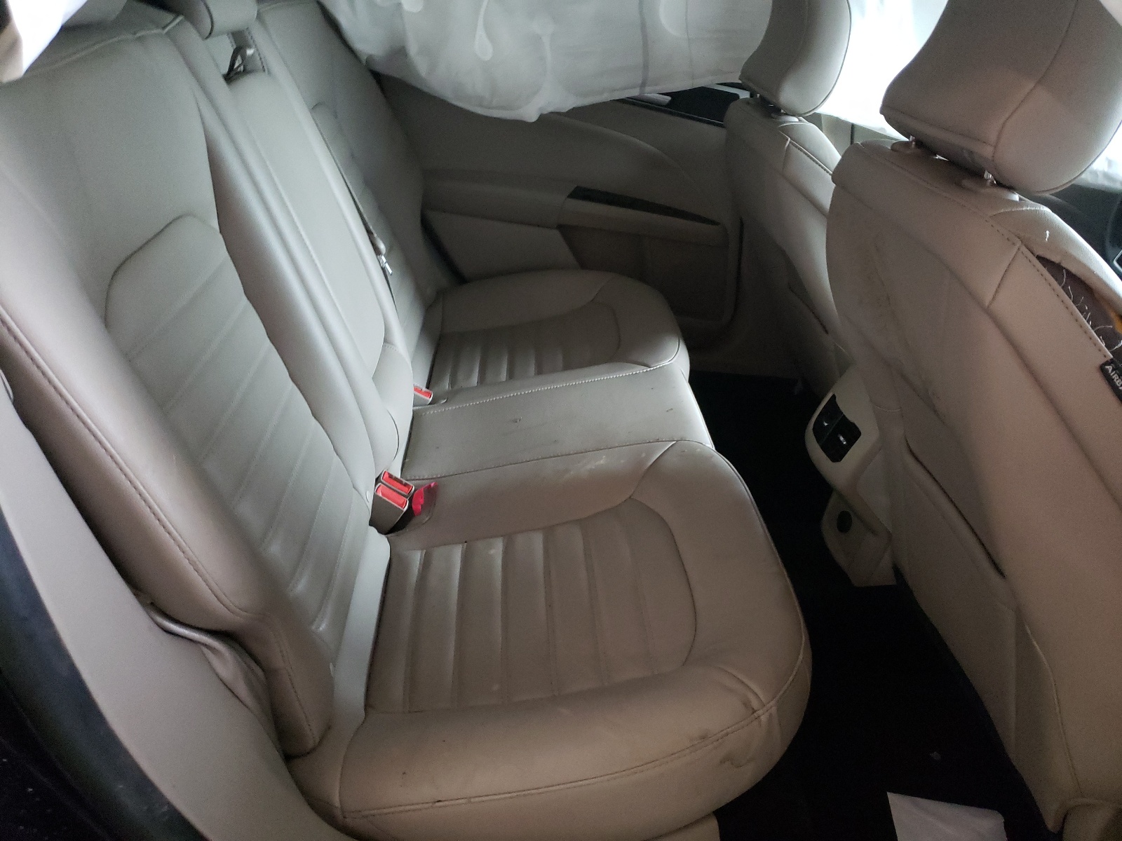 Photo 6 from auction – 2017 FORD FUSION SE with VIN 3FA6P0H98HR198319
