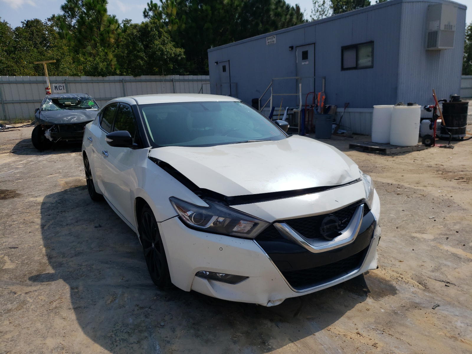 NISSAN MAXIMA 3.5 2017 with VIN 1N4AA6AP3HC414583 - Photo from auction