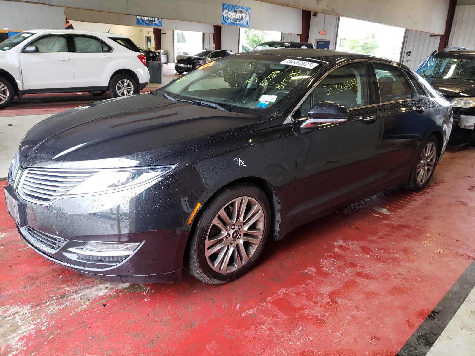 Photo 2 from auction – 2014 LINCOLN MKZ with VIN 3LN6L2J94ER815122