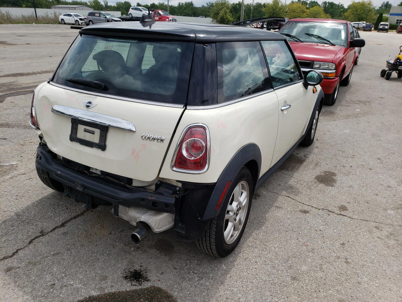 Photo 4 from auction – 2013 MINI COOPER S with VIN WMWSU3C59DT682271