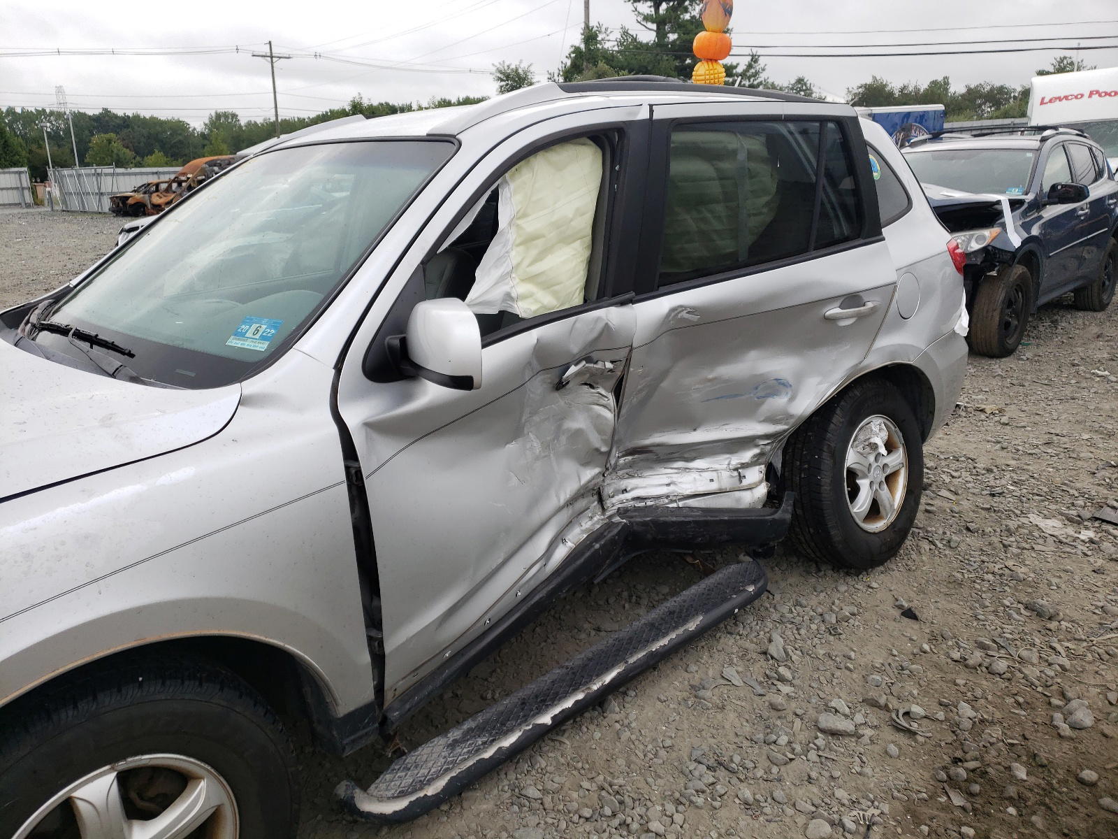 Photo 9 from auction – 2007 HYUNDAI SANTA FE with VIN 5NMSG13DX7H006018
