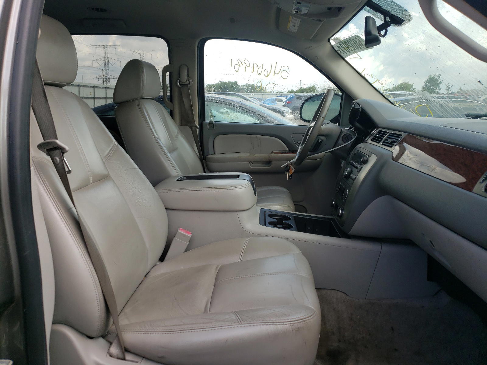 Photo 5 from auction – 2007 GMC YUKON with VIN 1GKFK16387J202072