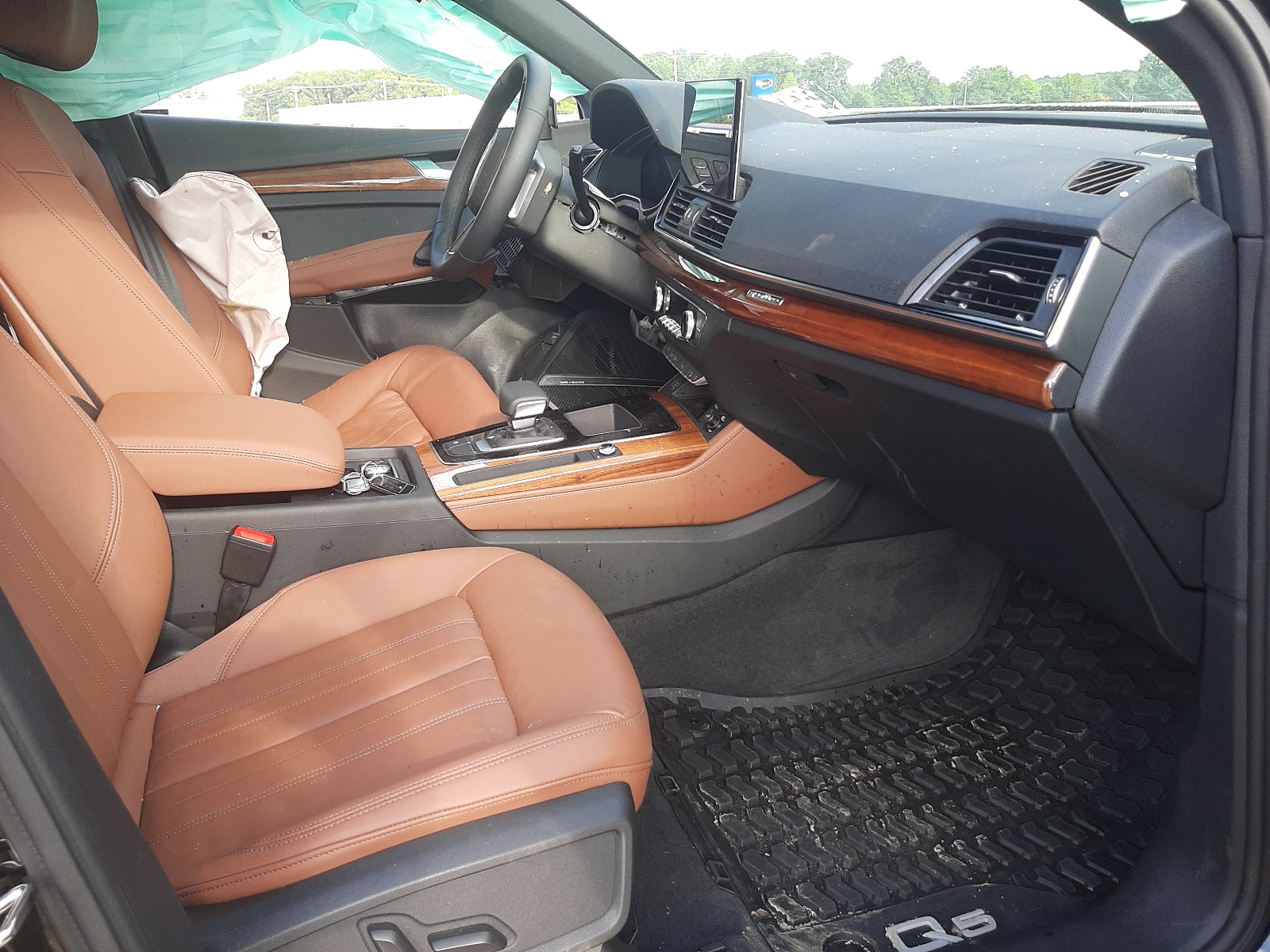 Photo 5 from auction – 2021 AUDI Q5 PREMIUM with VIN WA1BAAFY2M2079491