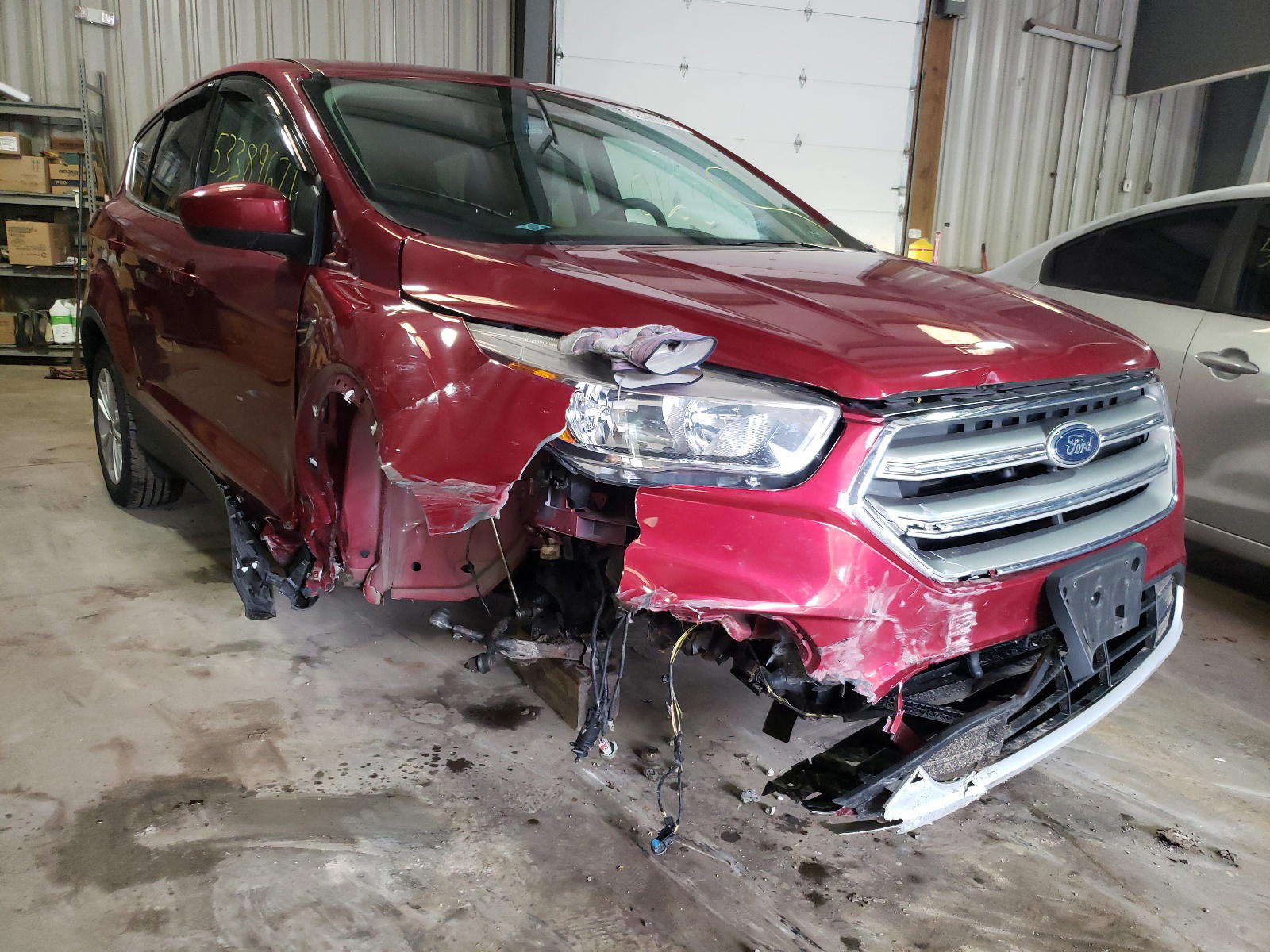 FORD ESCAPE SE 2017 with VIN 1FMCU9GD7HUC63200 - Photo from auction