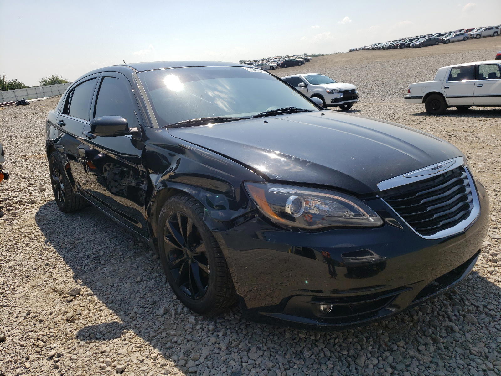 CHRYSLER 200 TOURIN 2013 with VIN 1C3CCBBG3DN718293 - Photo from auction