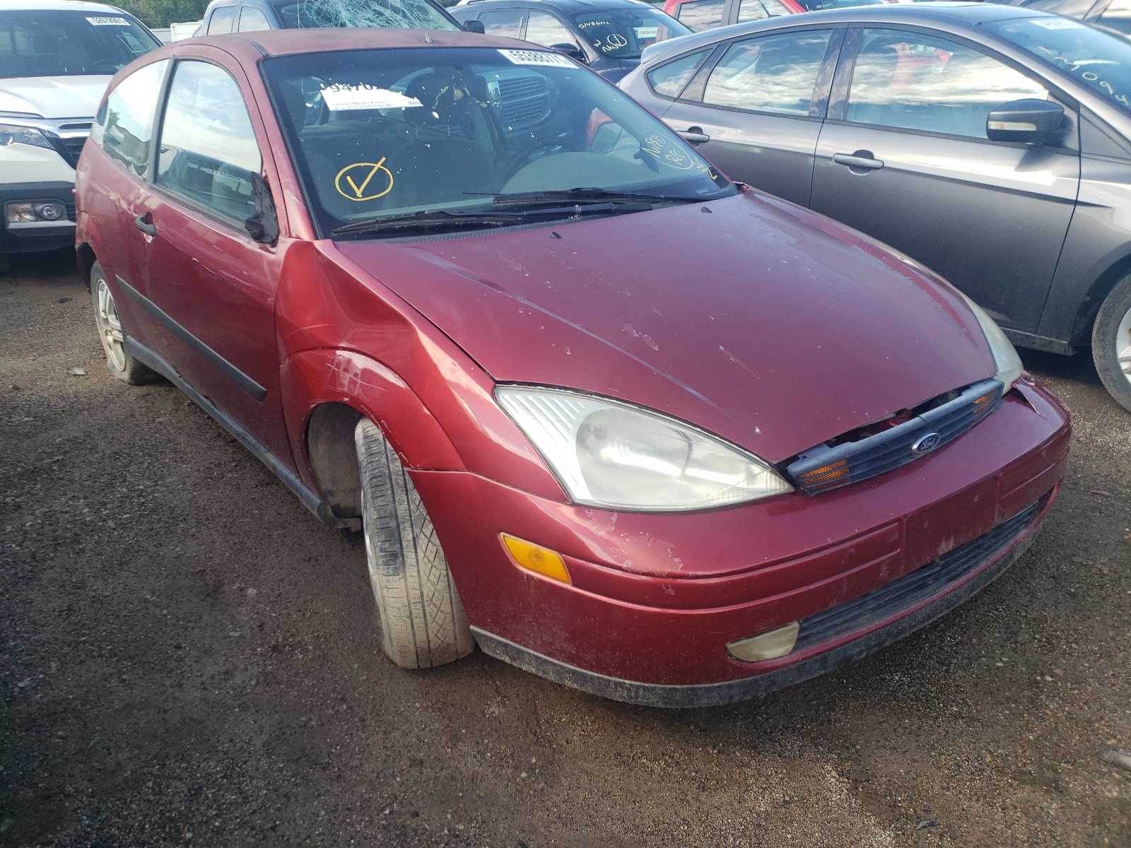 Photo 1 from auction – 2000 FORD FOCUS ZX3 with VIN 3FAFP3132YR129746