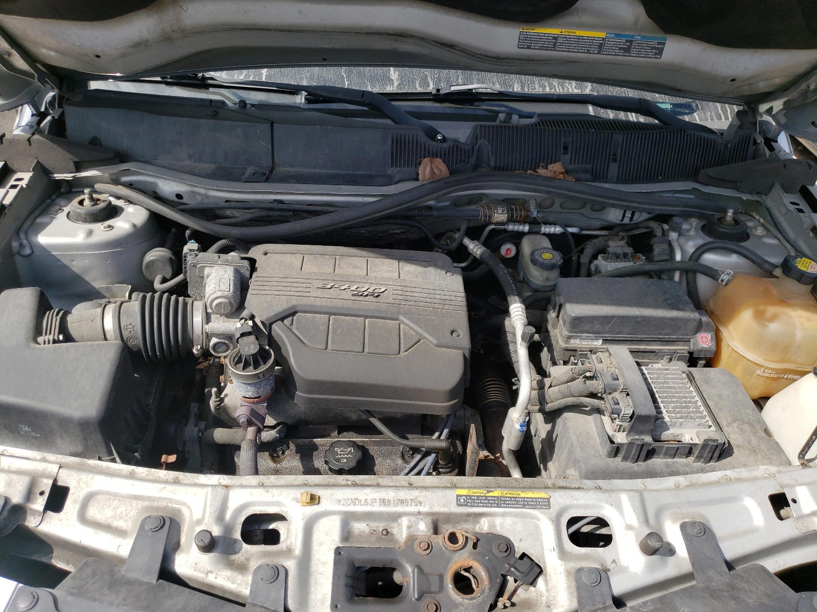 Photo 7 from auction – 2005 CHEVROLET EQUINOX with VIN 2CNDL63F156128575