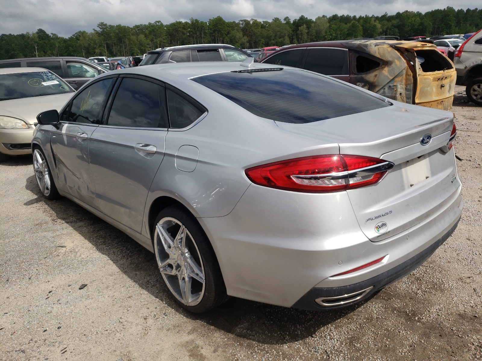 Photo 3 from auction – 2019 FORD FUSION SE with VIN 3FA6P0T97KR270528
