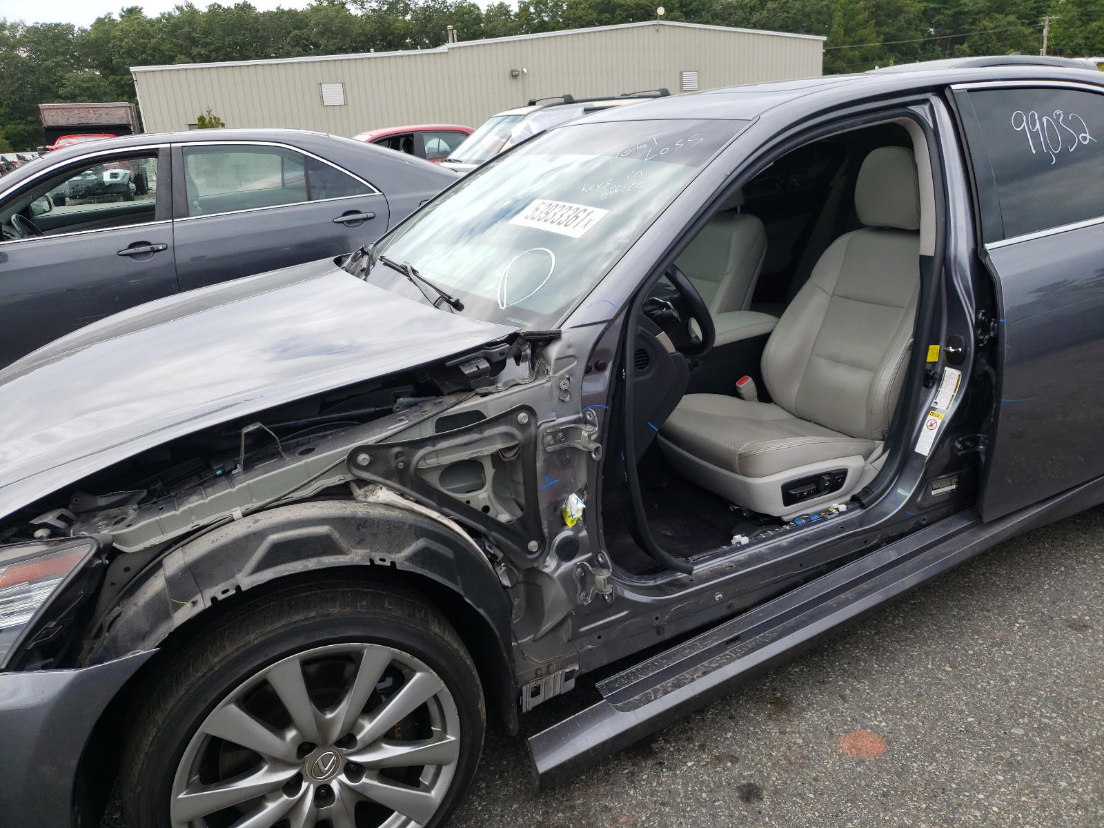 Photo 9 from auction – 2013 LEXUS GS 350 with VIN JTHCE1BL8D5011220