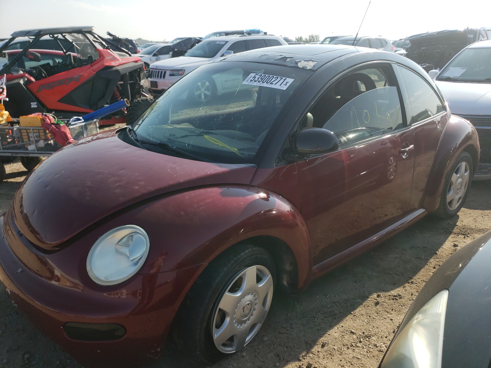 Photo 2 from auction – 2001 VOLKSWAGEN NEW BEETLE with VIN 3VWCB21C71M464829