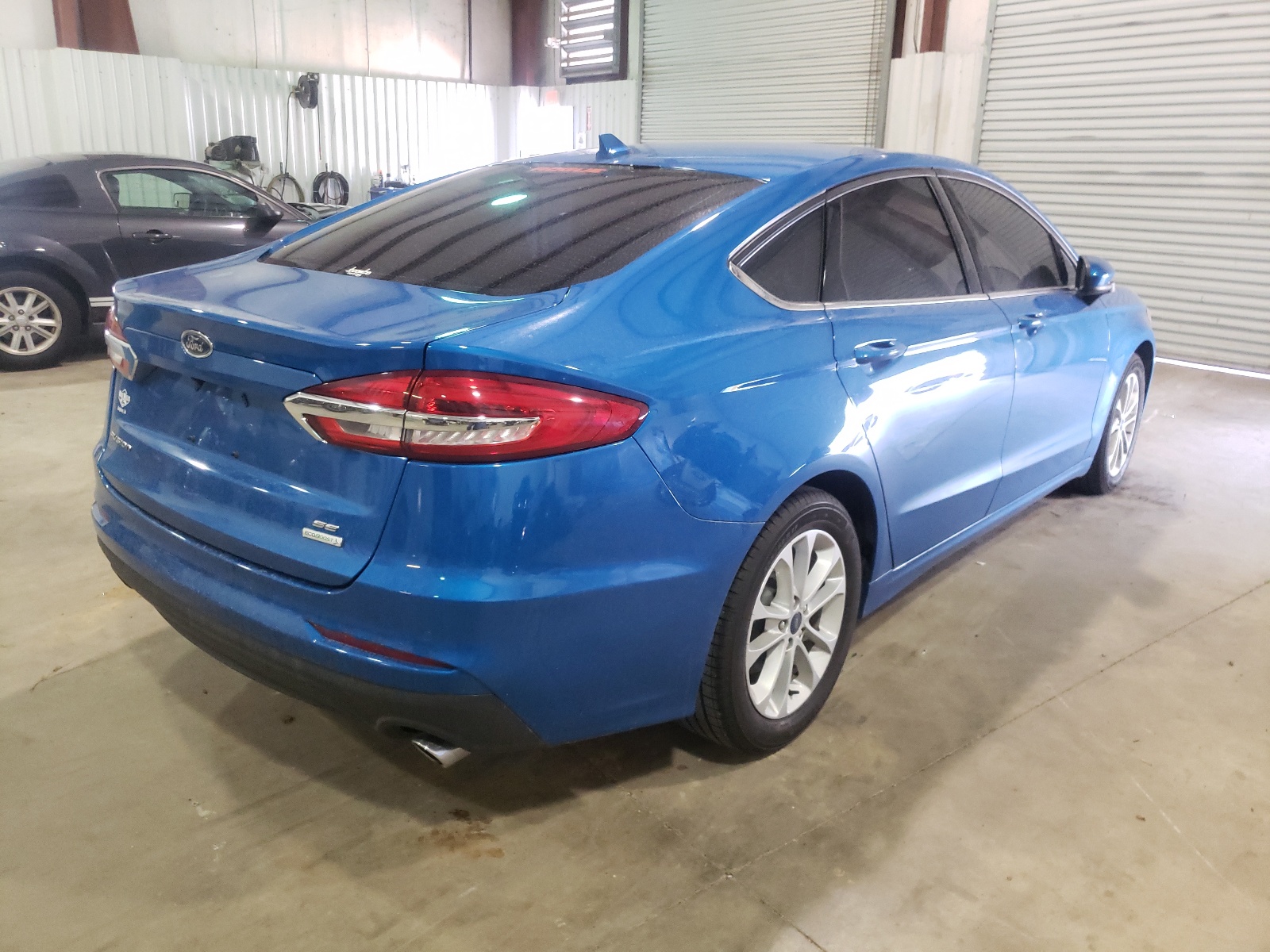Photo 4 from auction – 2020 FORD FUSION SE with VIN 3FA6P0HD0LR232475
