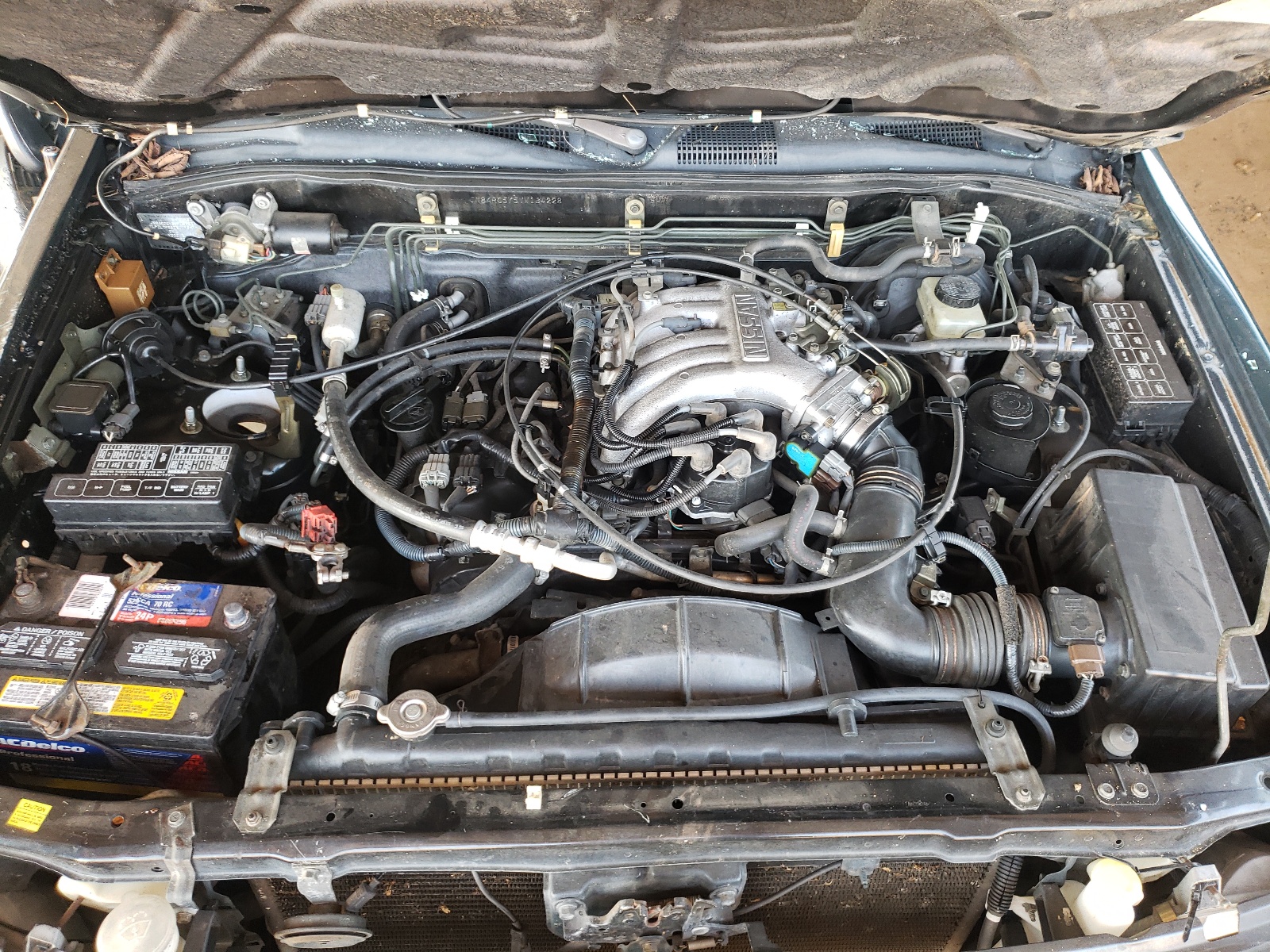 Photo 7 from auction – 1997 NISSAN PATHFINDER with VIN JN8AR05Y5VW134228