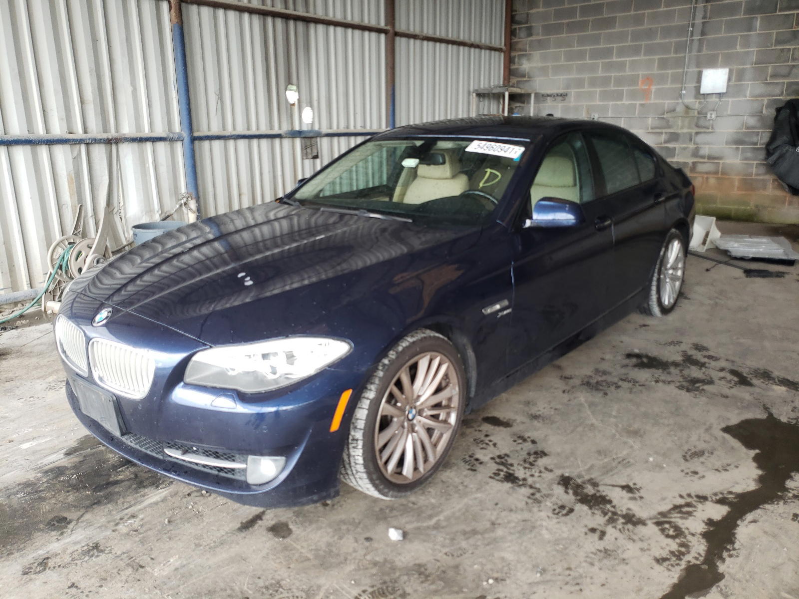 Photo 2 from auction – 2011 BMW 550 XI with VIN WBAFU9C58BC785182
