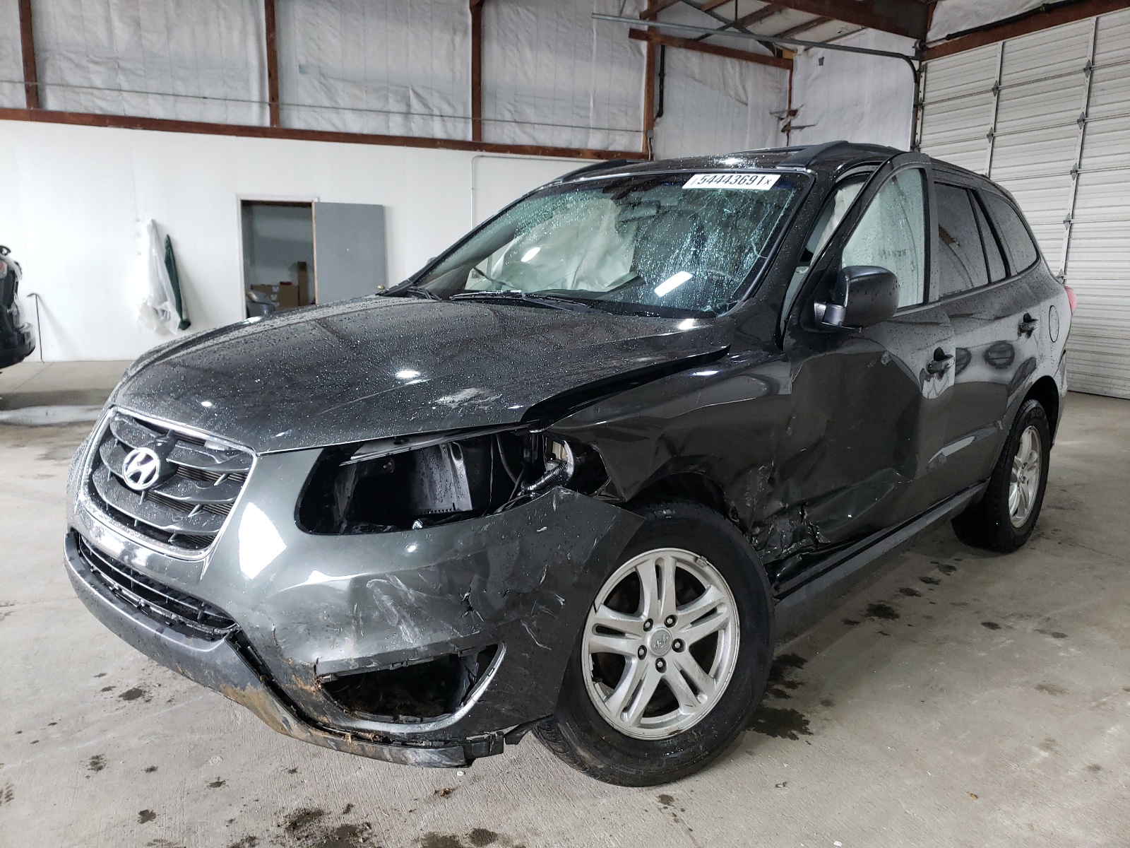 Photo 2 from auction – 2010 HYUNDAI SANTA FE G with VIN 5NMSGDAB9AH413211