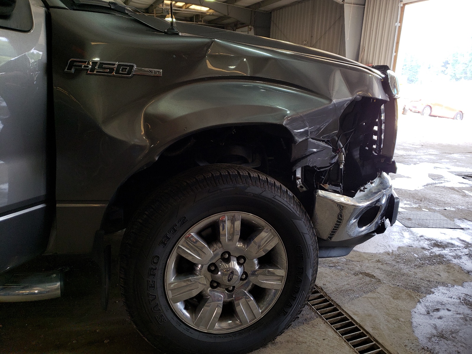 Photo 9 from auction – 2011 FORD F150 SUPER with VIN 1FTFW1EFXBFD05355