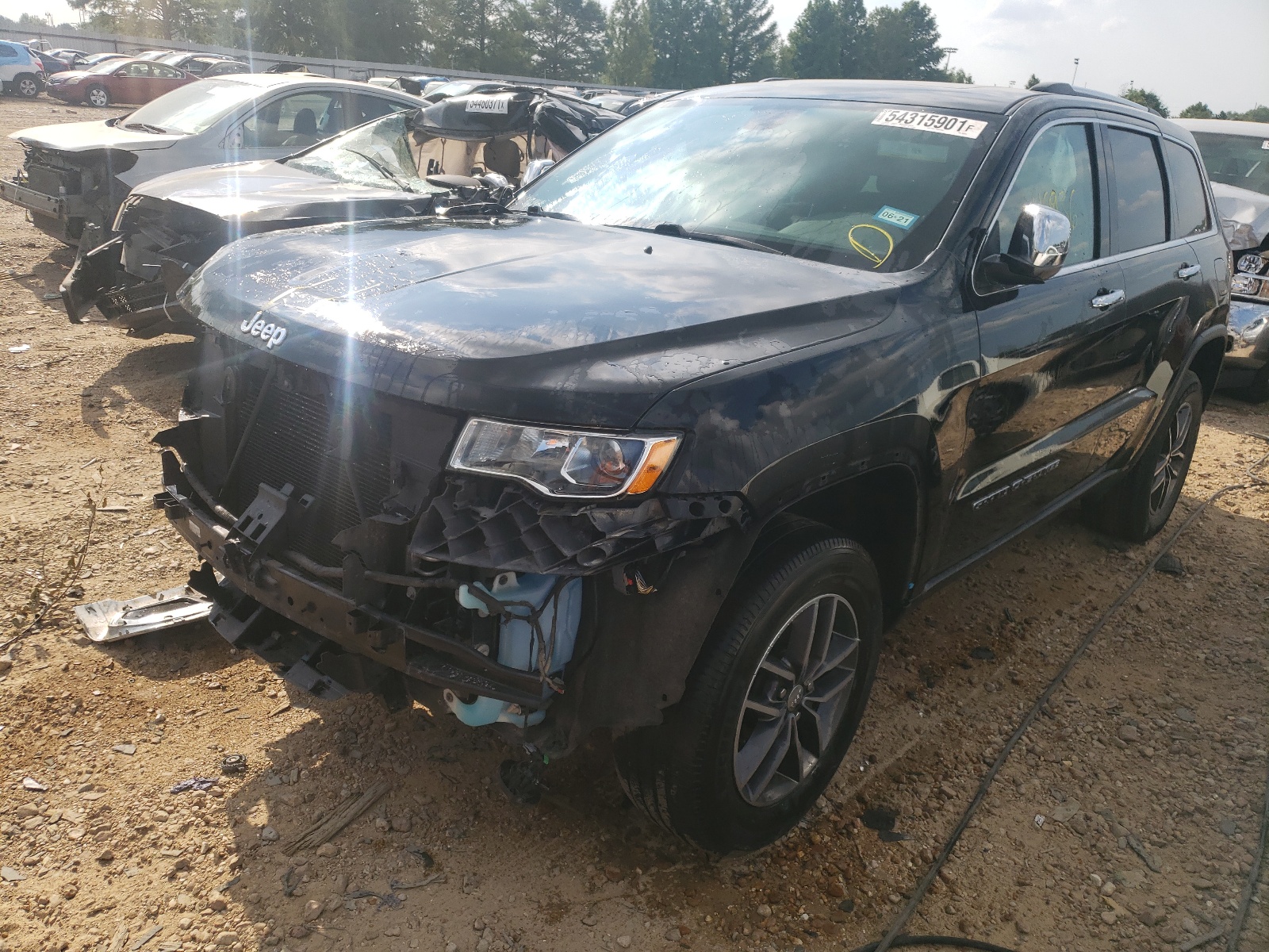 Photo 2 from auction – 2017 JEEP GRAND CHER with VIN 1C4RJFBGXHC835695