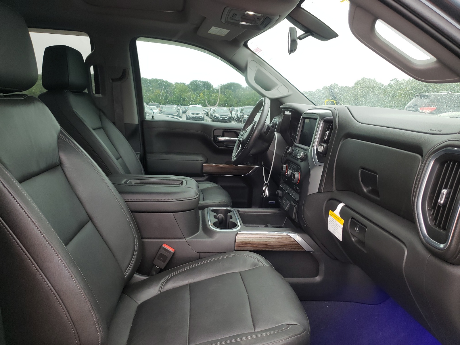 Photo 5 from auction – 2019 CHEVROLET SILVERADO with VIN 3GCUYEED6KG233673