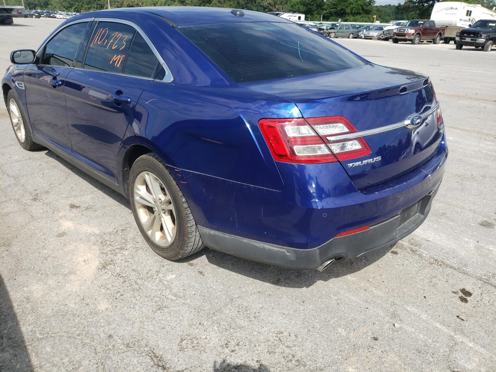 Photo 3 from auction – 2014 FORD TAURUS SEL with VIN 1FAHP2H82EG160034