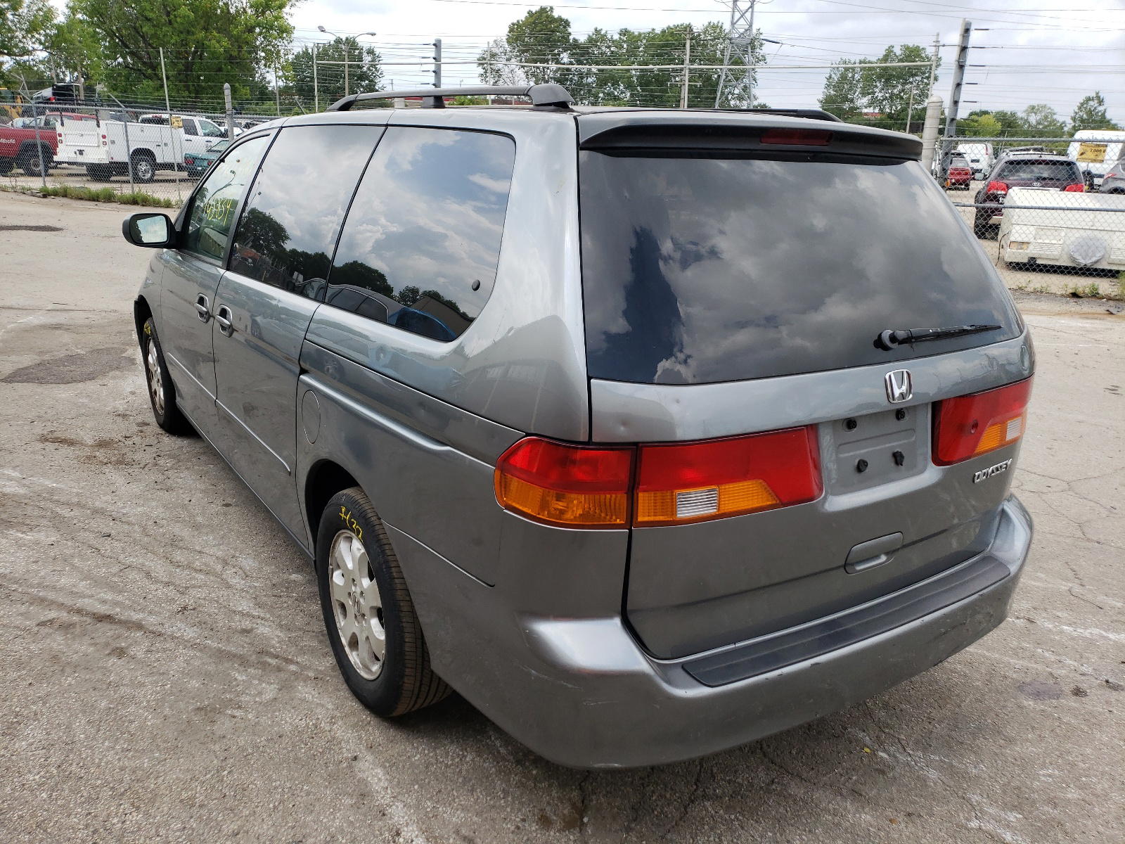 Photo 3 from auction – 2002 HONDA ODYSSEY EX with VIN 5FNRL189X2B024561