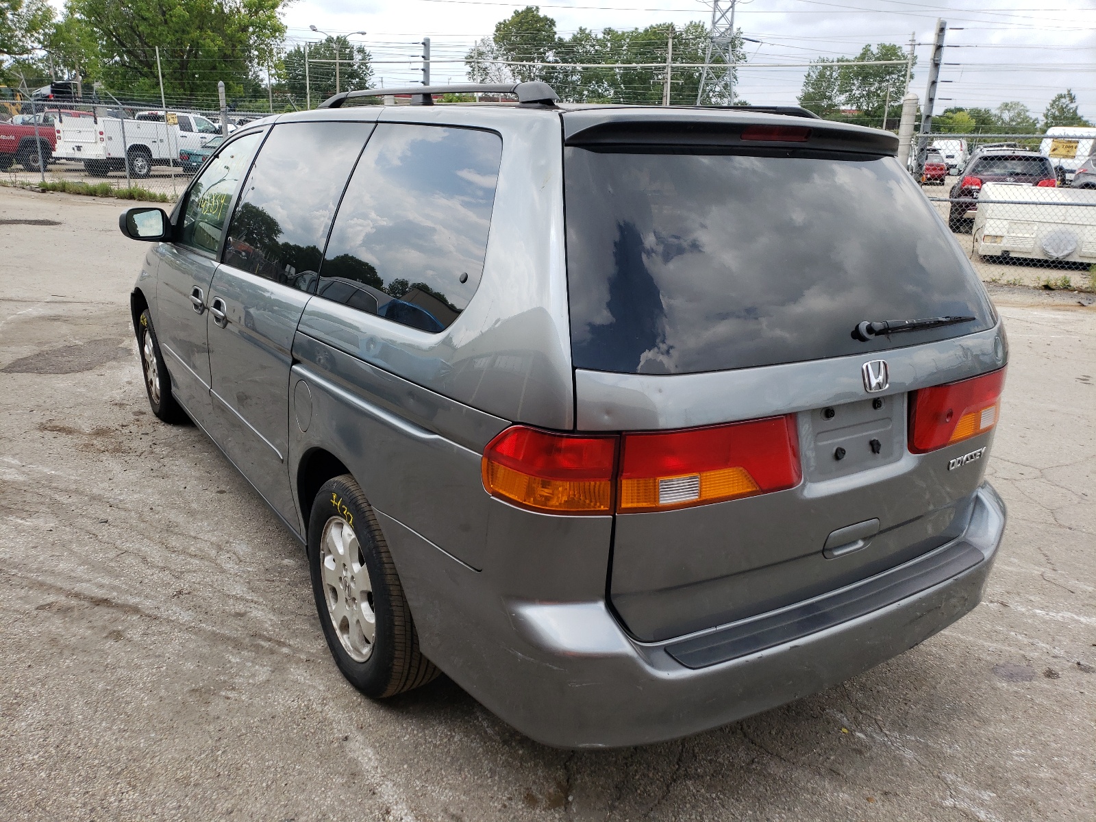 Фото 3 с аукциона – 2002 HONDA ODYSSEY EX с VIN 5FNRL189X2B024561