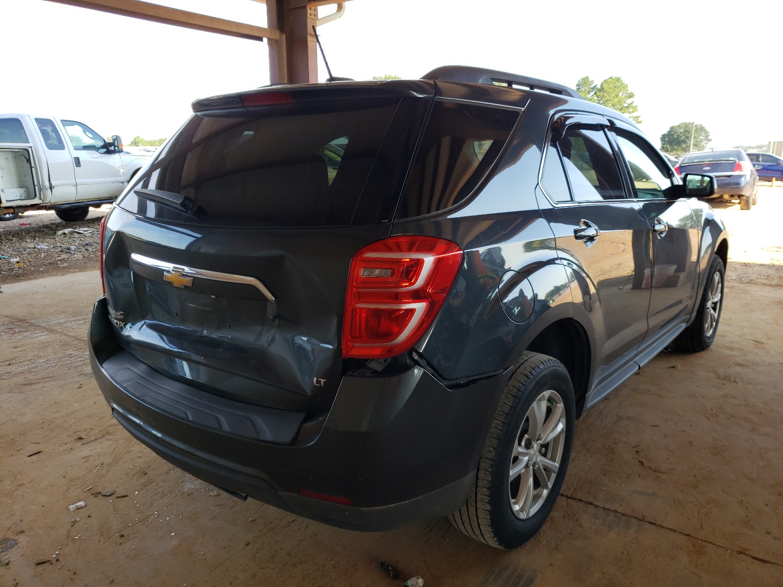 Photo 4 from auction – 2017 CHEVROLET EQUINOX LT with VIN 2GNALCEK7H1537771