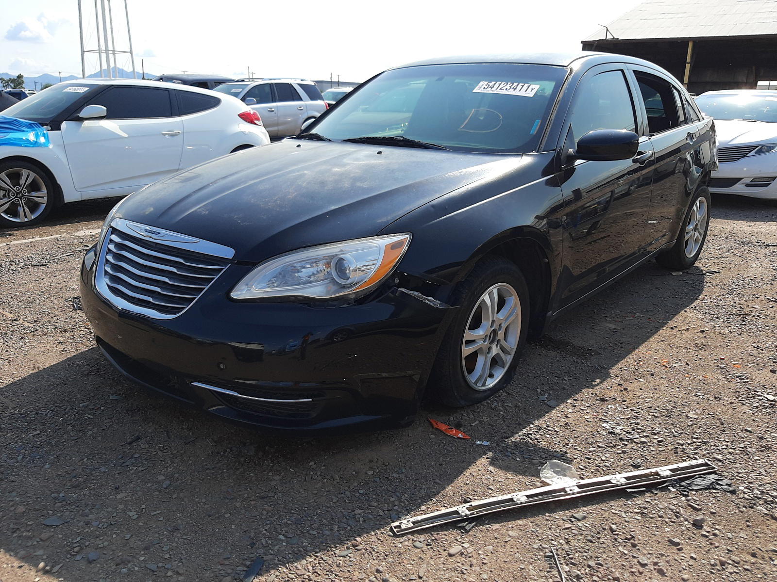 Photo 2 from auction – 2013 CHRYSLER 200 LX with VIN 1C3CCBAB9DN688674