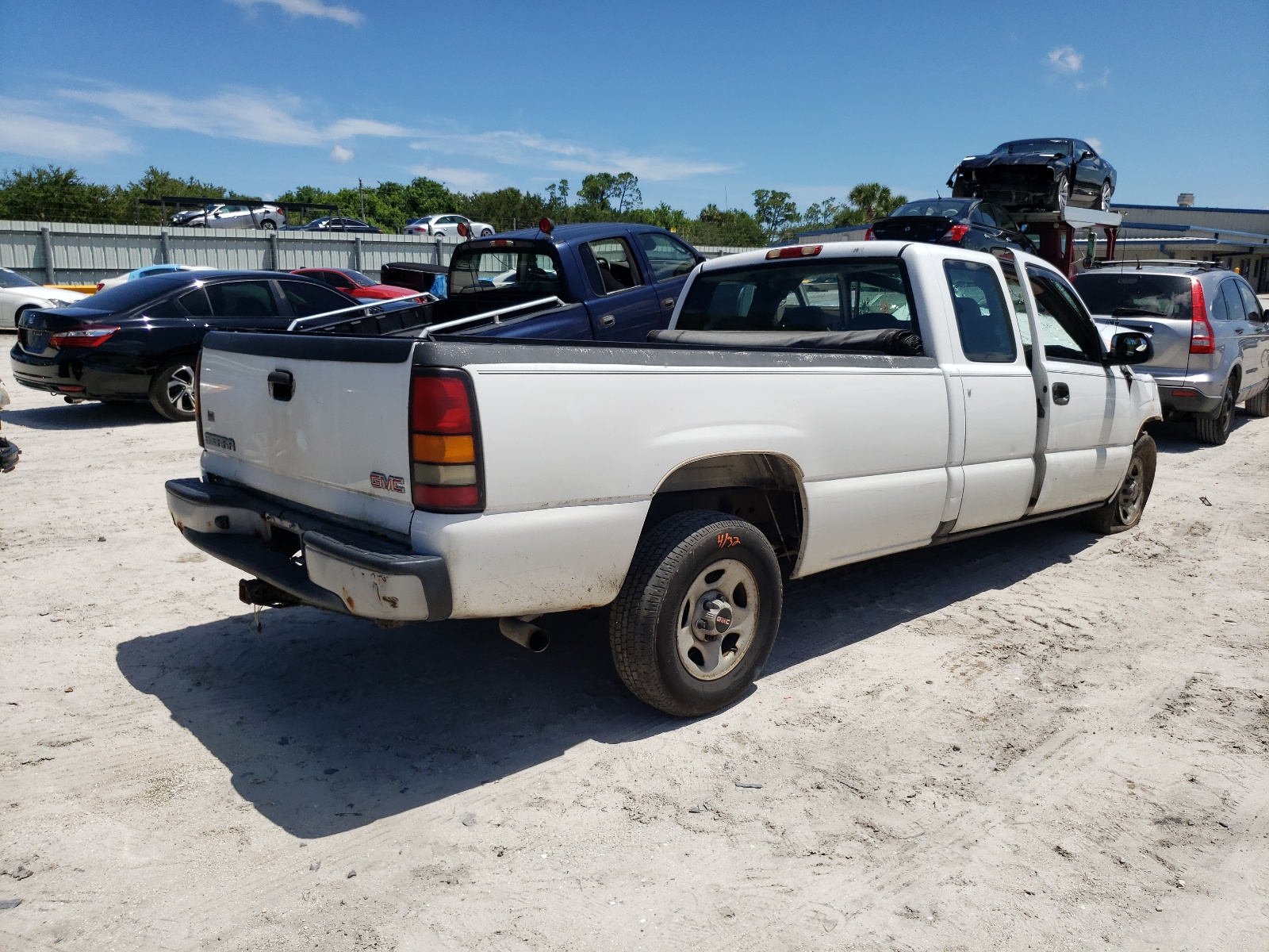 صورة رقم 4 من المزاد - 2004 GMC NEW SIERRA مع VIN 1GTEC19T44E207936